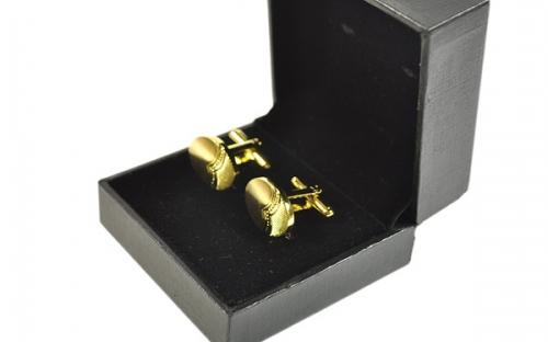 Золотые овальные запонки в подарочной упаковке