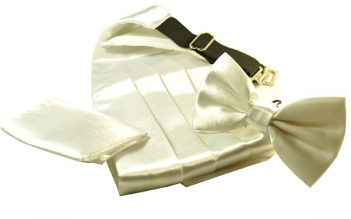 Белый свадебный кушак из шикарной атласной ткани