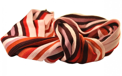 Ярко-красный мужской шарф в полоску