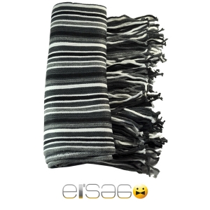 Черно-бело-серый мужской теплый шарф